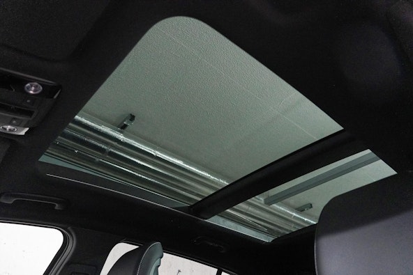 Vehicle image 7 Vehicle image 7