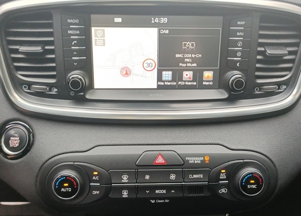 Vehicle image 8 Vehicle image 8