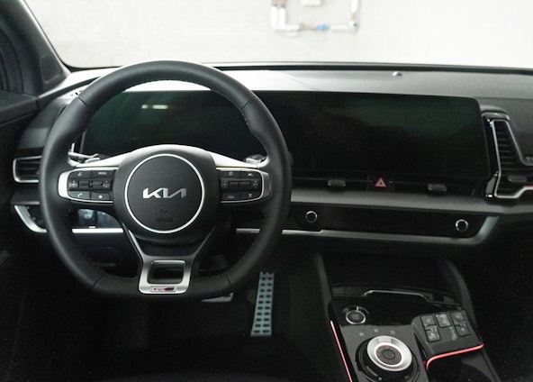 Vehicle image 4 Vehicle image 4