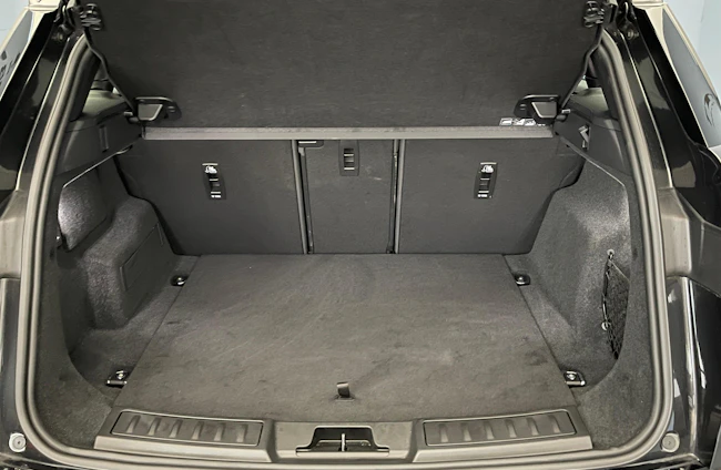 Vehicle image 12 Vehicle image 12