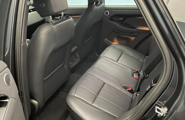 Vehicle image 8 Vehicle image 8