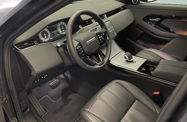 Vehicle image 6 Vehicle image 6