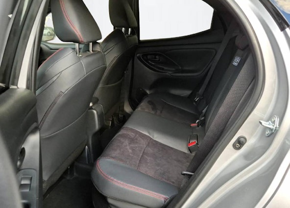 Vehicle image 7 Vehicle image 7