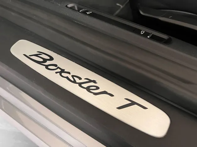 Porsche 718 Boxster T