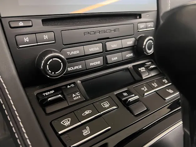 Porsche 718 Boxster T