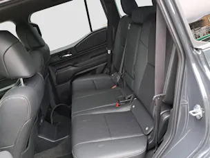 Toyota Land Cruiser 2.8 D 48V Style