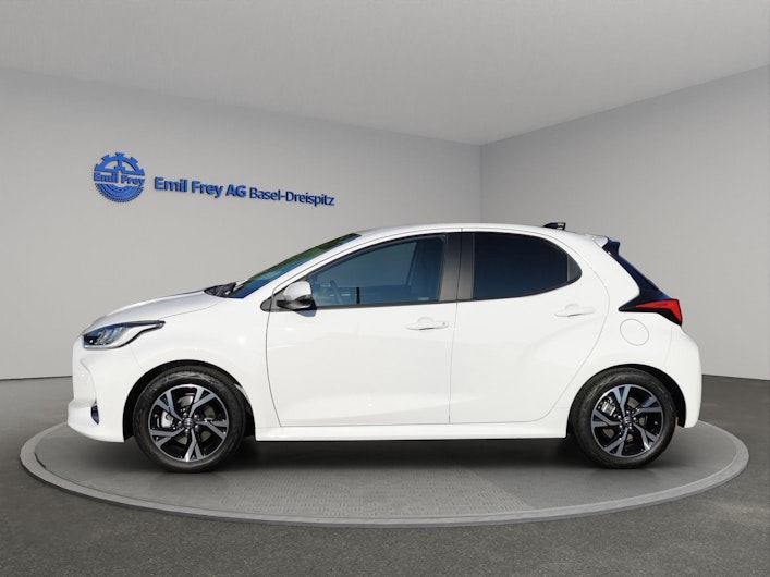 Vehicle image TOYOTA YARIS