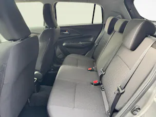 Suzuki Swift 1.2 Sakura Top Hybrid 4x4