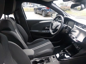 Vehicle image OPEL Corsa 1.2 T Hybrid Viva