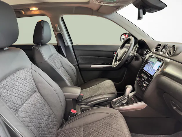 Suzuki Vitara 1.4 T Sakura Top Hybrid 4x4