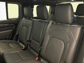 Vehicle image LAND ROVER Defender 130 3.0 D I6 350 X-Dynamic HSE