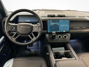 Land Rover Defender 130 3.0 D I6 350 X-Dynamic HSE
