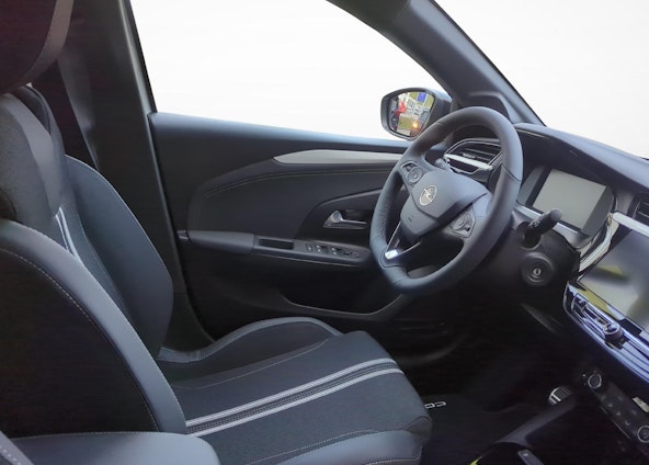 Vehicle image 9 Vehicle image 9