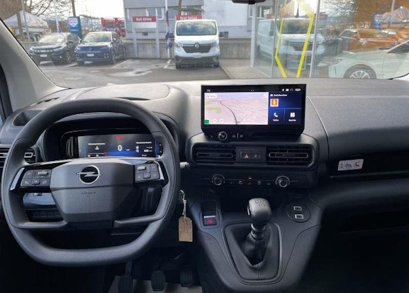 Vehicle image 6 Vehicle image 6