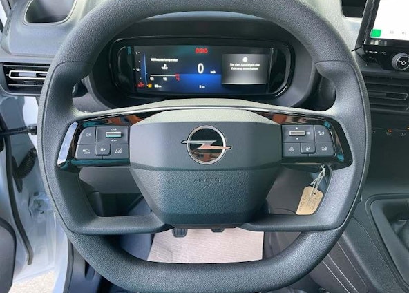 Vehicle image 7 Vehicle image 7