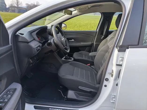 Dacia Sandero journey TCe 90 auto
