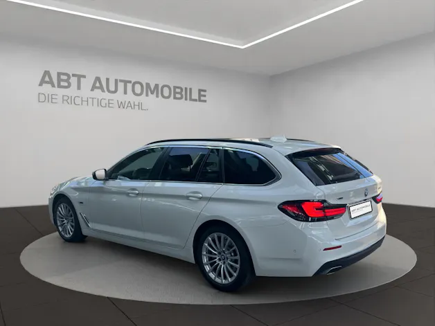 BMW 530e xDrive Touring