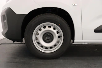 https://vehicle.imgix.net/4167243/f41fa914-b450-4641-8370-8d196213860a.JPG