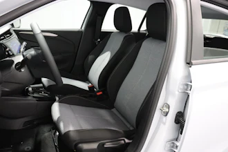 https://vehicle.imgix.net/4167249/7db9d243-8b0f-4f60-9c45-e2834fd169fc.JPG