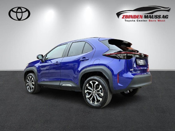 Vehicle image 3 Vehicle image 3