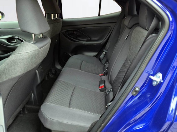 Vehicle image 8 Vehicle image 8