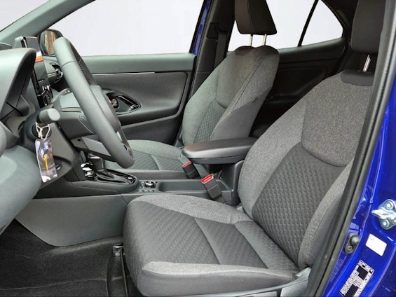 Vehicle image 7 Vehicle image 7