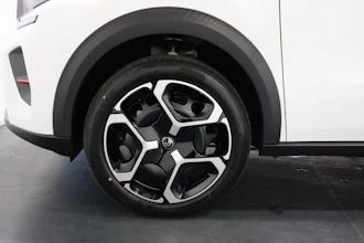https://vehicle.imgix.net/4167310/c73e8e13-2eba-4eeb-adca-377bdeb304a5.JPG