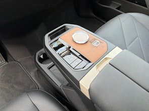 Fahrzeugbild BMW iX xDrive40 M-Sport