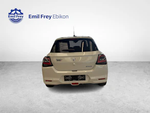 https://vehicle.imgix.net/4167323/72178818-f1da-4409-89e9-c55176003ffe.jpg