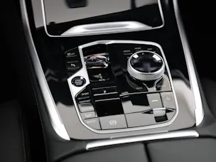 BMW X7 M60i
