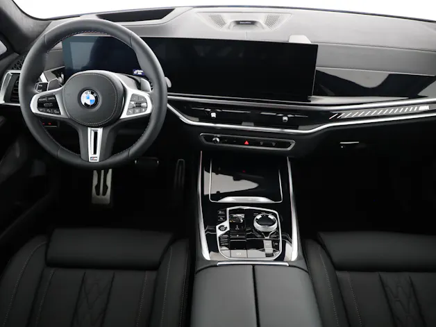 BMW X7 M60i