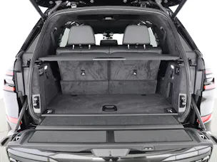 BMW X7 M60i