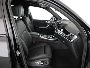 BMW X7 M60i