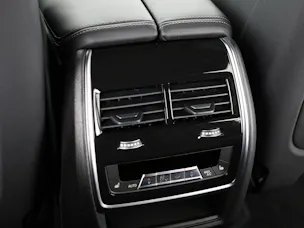 BMW X7 M60i