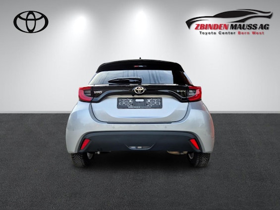 Vehicle image 4 Vehicle image 4