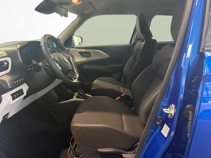 Fahrzeugbild SUZUKI SWIFT