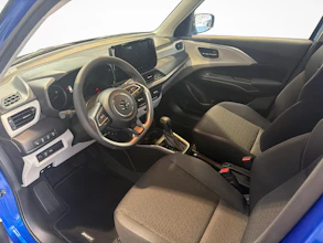 https://vehicle.imgix.net/4167362/d5bec522-0233-4311-871a-736c7cf503a2.jpg