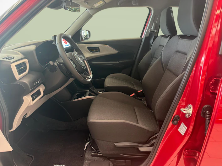 Fahrzeugbild SUZUKI SWIFT
