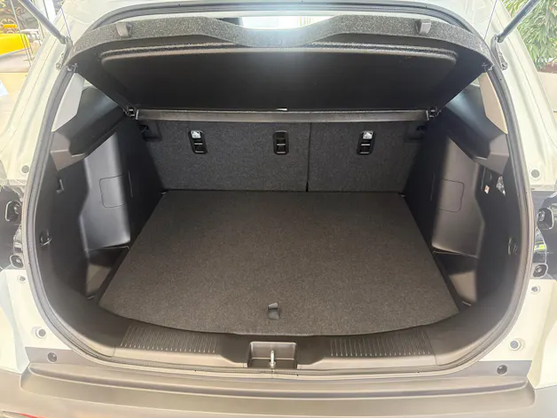 Suzuki S-Cross 1.4 T Sakura Top Hybrid 4x4