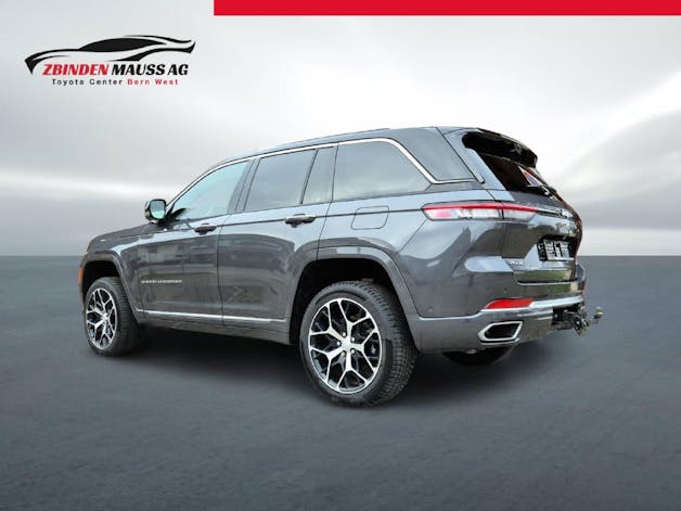 Jeep 5.7 HEMI V8 Summit Reserve
