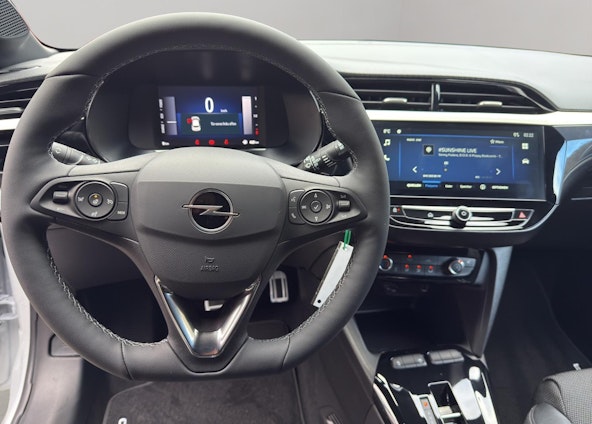 Vehicle image 14 Vehicle image 14