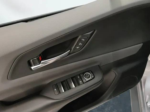 Toyota Prius 2.0 Plug-In-Hybrid Premium