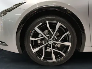 Toyota Prius 2.0 Plug-In-Hybrid Premium
