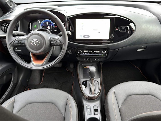 Vehicle image 7 Vehicle image 7