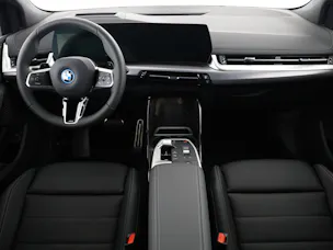 BMW 230e xDrive paddles Active Tourer