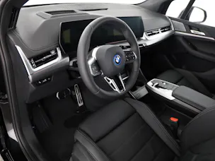 BMW 230e xDrive paddles Active Tourer