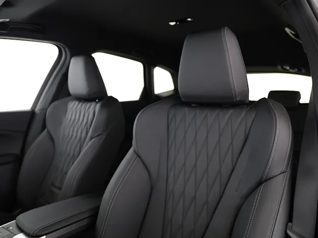 BMW 230e xDrive paddles Active Tourer