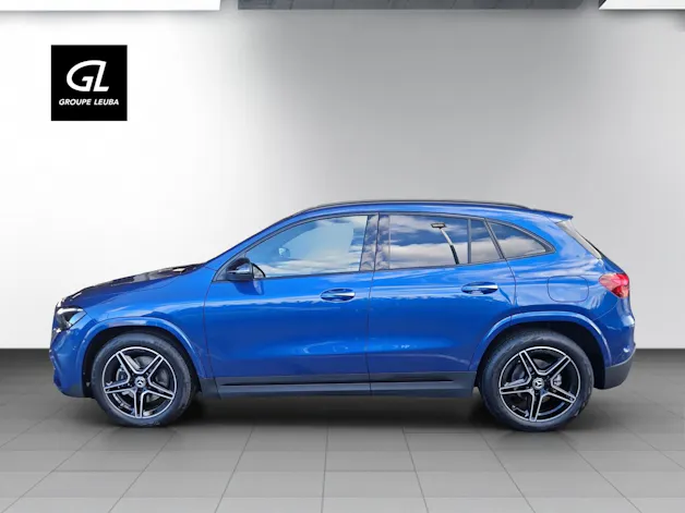 Mercedes-Benz GLA 200 Night Star 7G-D