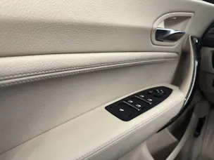 BMW 220i Luxury Line