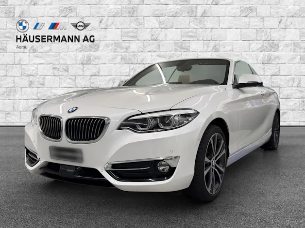 BMW 220i Luxury Line